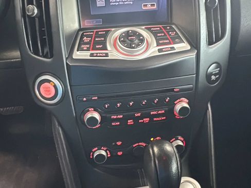 Used 2016 Nissan 370Z Coupe RWD image 18