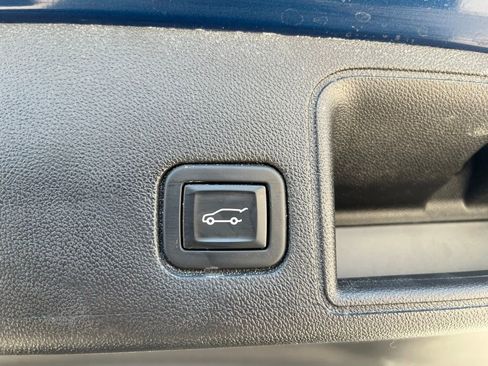 Used 2020 GMC Terrain SLT w/ Preferred Package FWD image 12