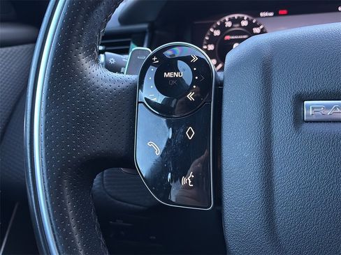 Used 2019 Land Rover Range Rover Velar R-Dynamic SE image 27