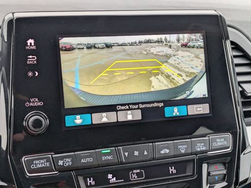 Certified 2024 Honda Odyssey Touring image 20