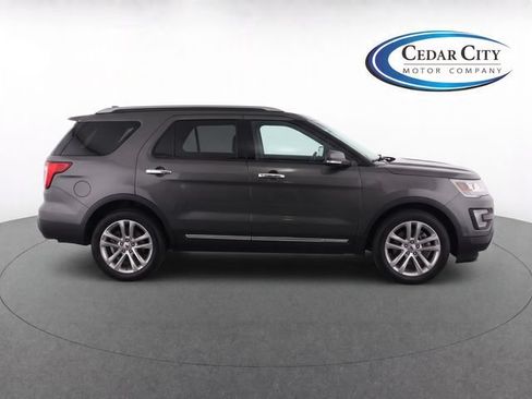 Used 2016 Ford Explorer Limited w/ Equipment Group 301A AWD/4WD image 8