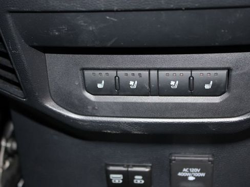 Used 2023 Toyota Tundra Platinum w/ Advanced Package AWD/4WD image 34
