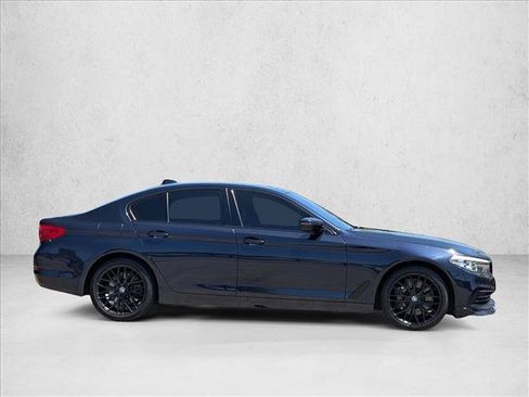 Used 2020 BMW 530i w/ Convenience Package RWD image 4