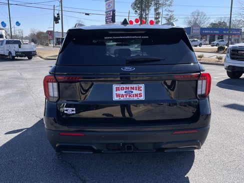 Used 2025 Ford Explorer ST-Line image 5
