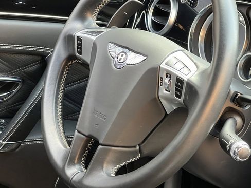 Used 2014 Bentley Flying Spur W12 image 41