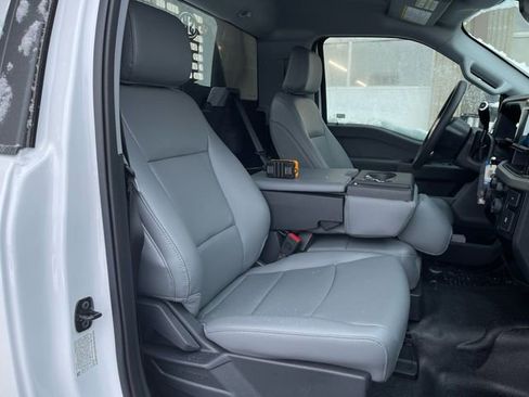 New 2025 Ford F550 4x4 Regular Cab Super Duty image 19