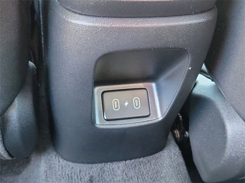 Used 2025 Hyundai Elantra Sport image 18