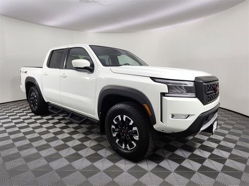 Used 2023 Nissan Frontier PRO-4X w/ Pro Convenience Package image 7