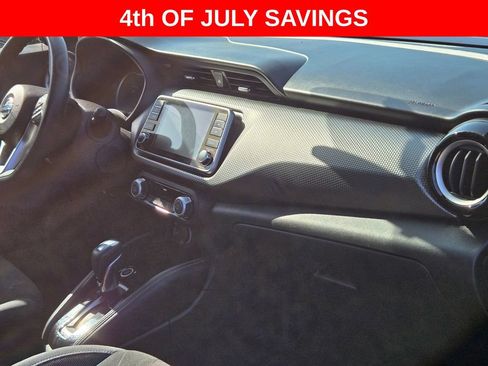 Used 2019 Nissan Kicks SV FWD image 15