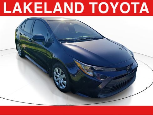 Used 2025 Toyota Corolla LE FWD image 1