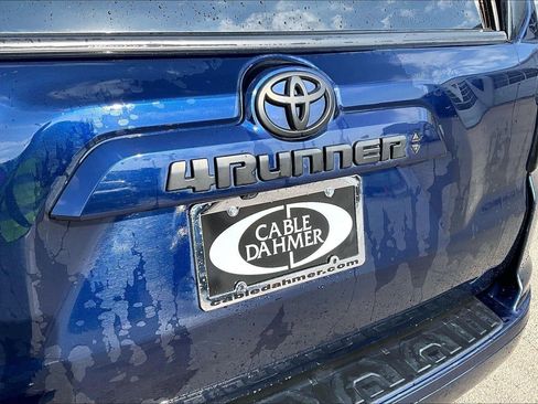 Used 2022 Toyota 4Runner TRD Sport w/ Technology Package AWD/4WD image 6