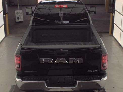 Used 2026 RAM 2500 Big Horn AWD/4WD image 4