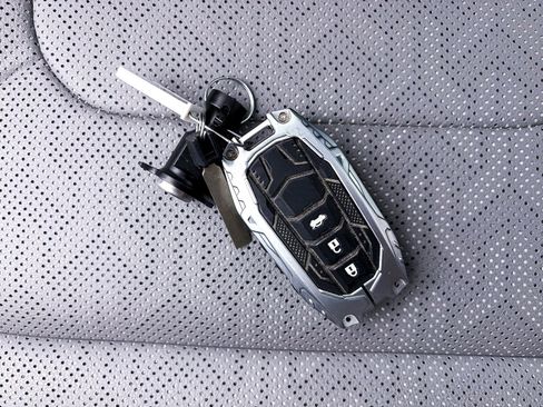 Used 2024 Toyota Tundra Limited image 30