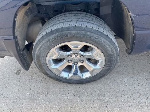 Used 2023 RAM 1500 Big Horn AWD/4WD image 9