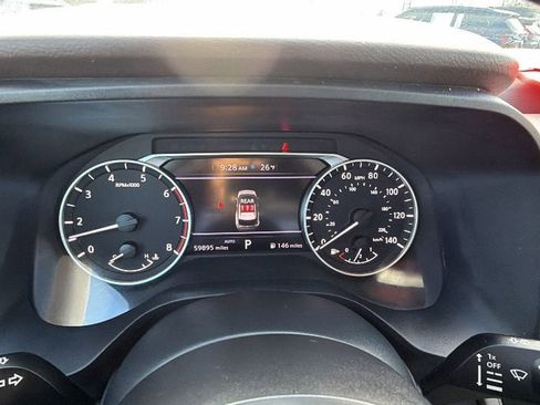 Used 2023 Nissan Rogue S image 25