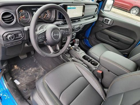 New 2026 Jeep Gladiator Sport AWD/4WD image 18