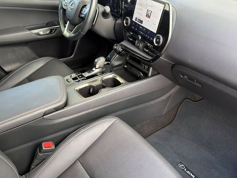 Certified 2024 Lexus NX 250 FWD image 20