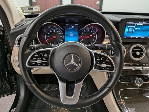 Used 2019 Mercedes-Benz C 300 4MATIC Sedan image 19