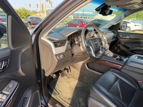 Used 2015 GMC Yukon SLT RWD image 90