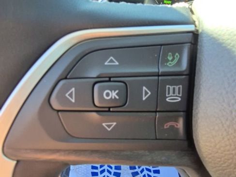 New 2024 Jeep Grand Cherokee Limited 4xe w/ Luxury Tech Group II image 33