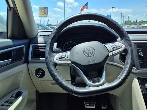 Used 2021 Volkswagen Atlas SE FWD image 17