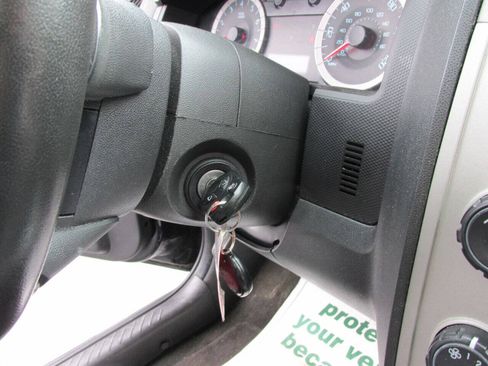 Used 2012 Ford Escape XLT FWD image 20