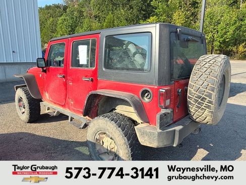 Used 2015 Jeep Wrangler Unlimited Sport w/ Max Tow Package AWD/4WD image 4