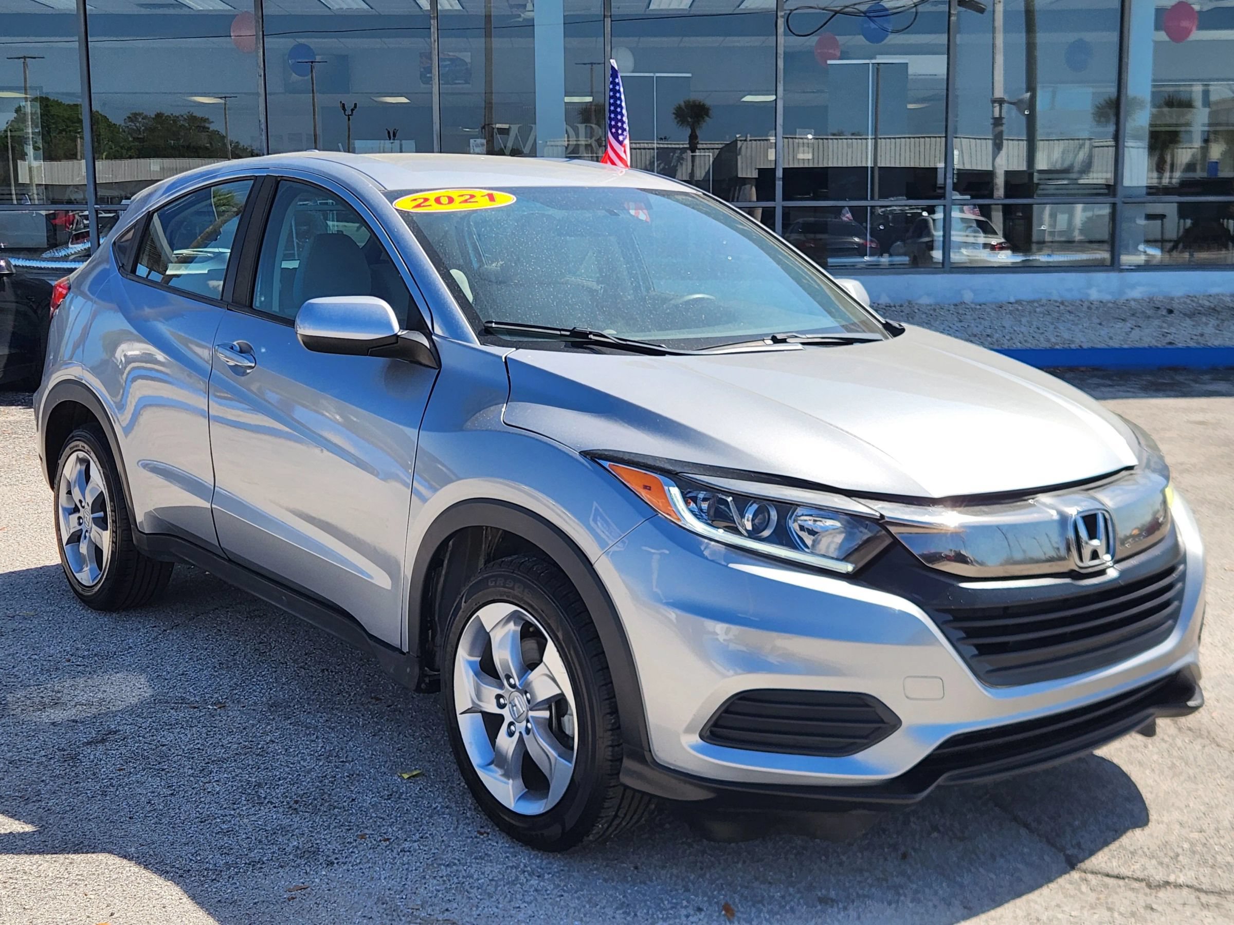 Used 2021 Honda HR-V LX image 9