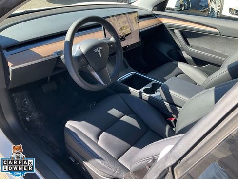 Used 2023 Tesla Model 3 Standard Range image 6