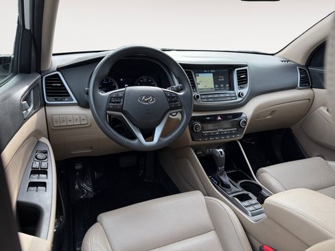 Used 2016 Hyundai Tucson Limited w/ Option Group 03 image 15