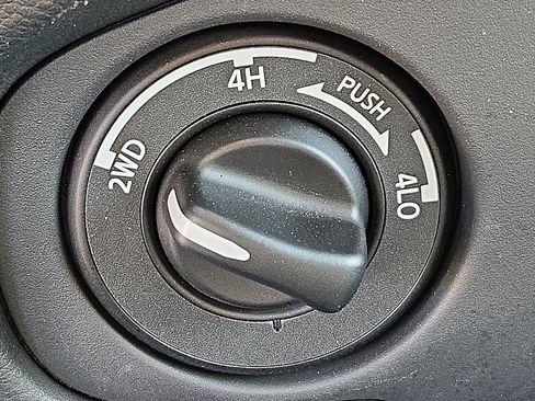 Certified 2024 Nissan Frontier S w/ Technology Package image 22