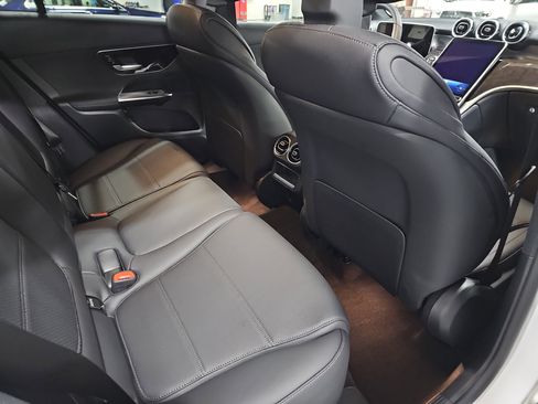 Certified 2025 Mercedes-Benz GLC 300 4MATIC image 12