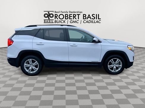 Used 2021 GMC Terrain SLE w/ Driver Convenience Package AWD/4WD image 9