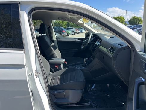 Used 2024 Volkswagen Tiguan S image 37
