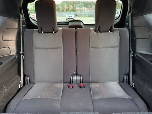 Used 2020 Nissan Pathfinder S image 23