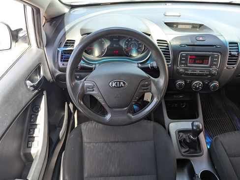 Used 2016 Kia Forte LX FWD image 26