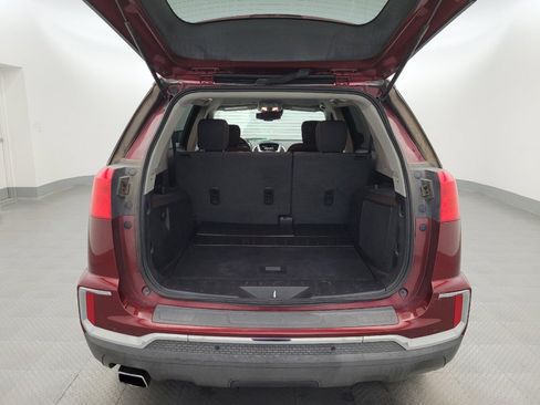 Used 2017 GMC Terrain SLE w/ Technology Package image 29