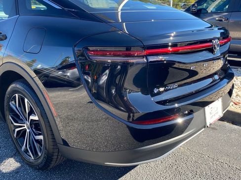 New 2026 Toyota Crown XLE image 10