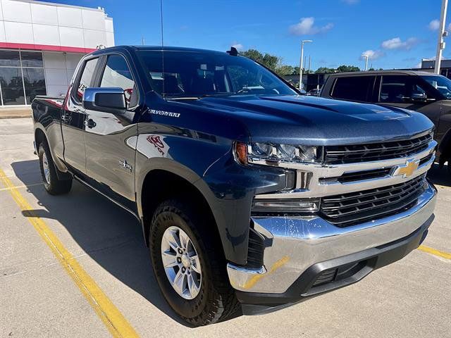 Used 2020 Chevrolet Silverado 1500 LT w/ Texas Edition RWD image 1