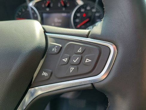 Used 2024 Chevrolet Equinox LT FWD image 29