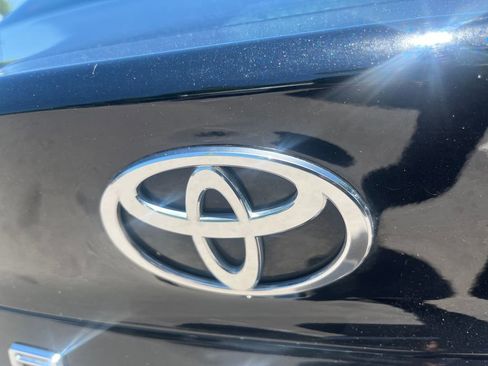 Used 2025 Toyota Camry LE w/ Convenience Package FWD image 40