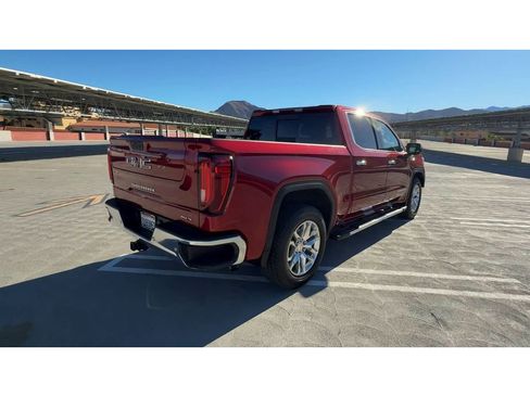 Used 2021 GMC Sierra 1500 SLT w/ SLT Premium Package image 8
