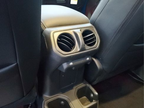 New 2025 Jeep Wrangler Unlimited Sport AWD/4WD image 27