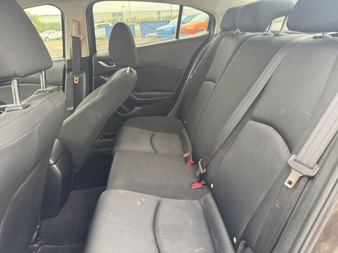 Used 2015 MAZDA MAZDA3 i Sport image 25