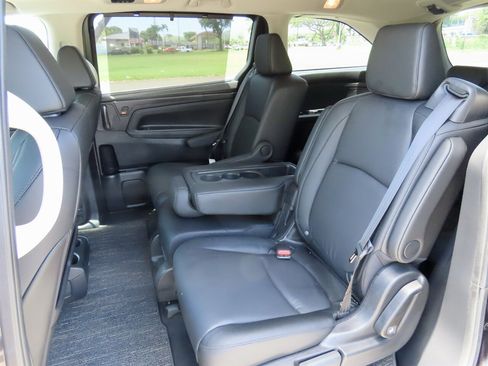 Used 2025 Honda Odyssey EX-L image 18