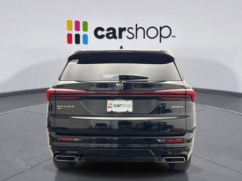 Used 2025 Buick Enclave Sport Touring w/ Power Package image 4