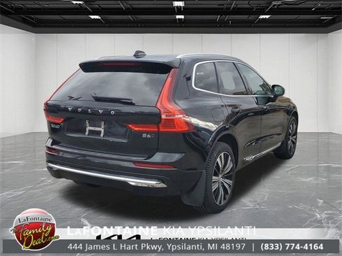 Used 2022 Volvo XC60 B6 Inscription w/ Protection Package Premier image 4