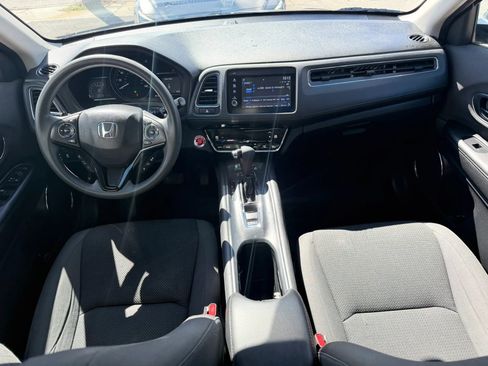 Used 2022 Honda HR-V EX image 30