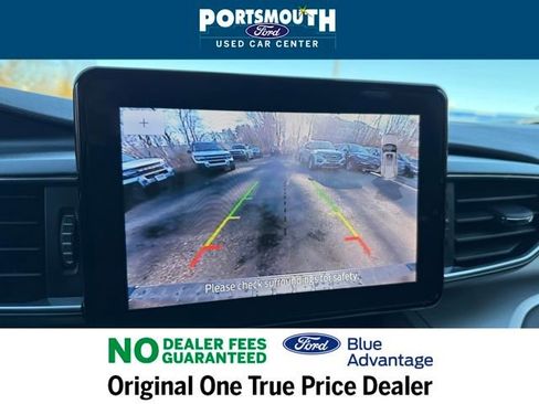 Certified 2022 Ford Explorer XLT w/ Equipment Group 202A image 11