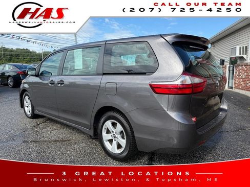 Used 2018 Toyota Sienna L FWD image 4